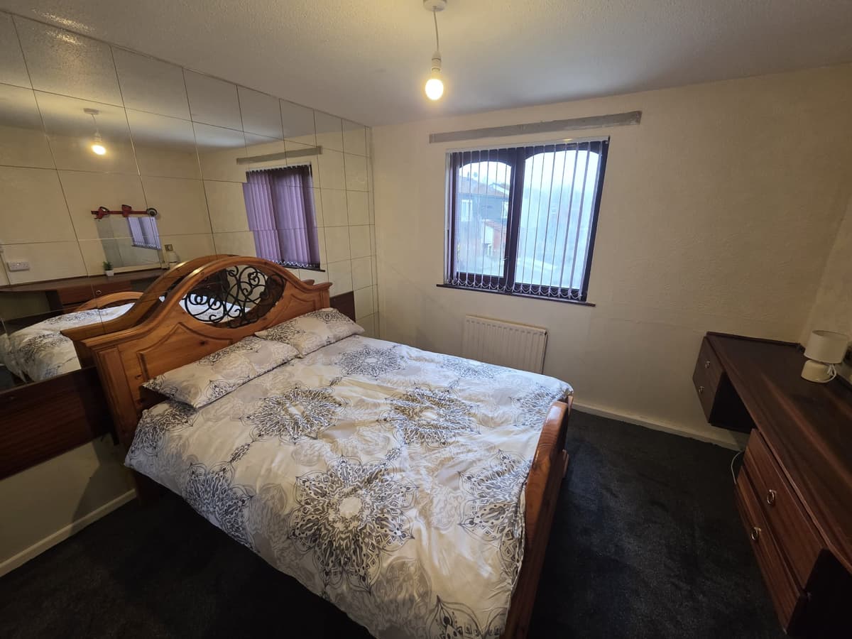 Photo of Rooms Available On Devon Rd, Rednal, B45 0NJ