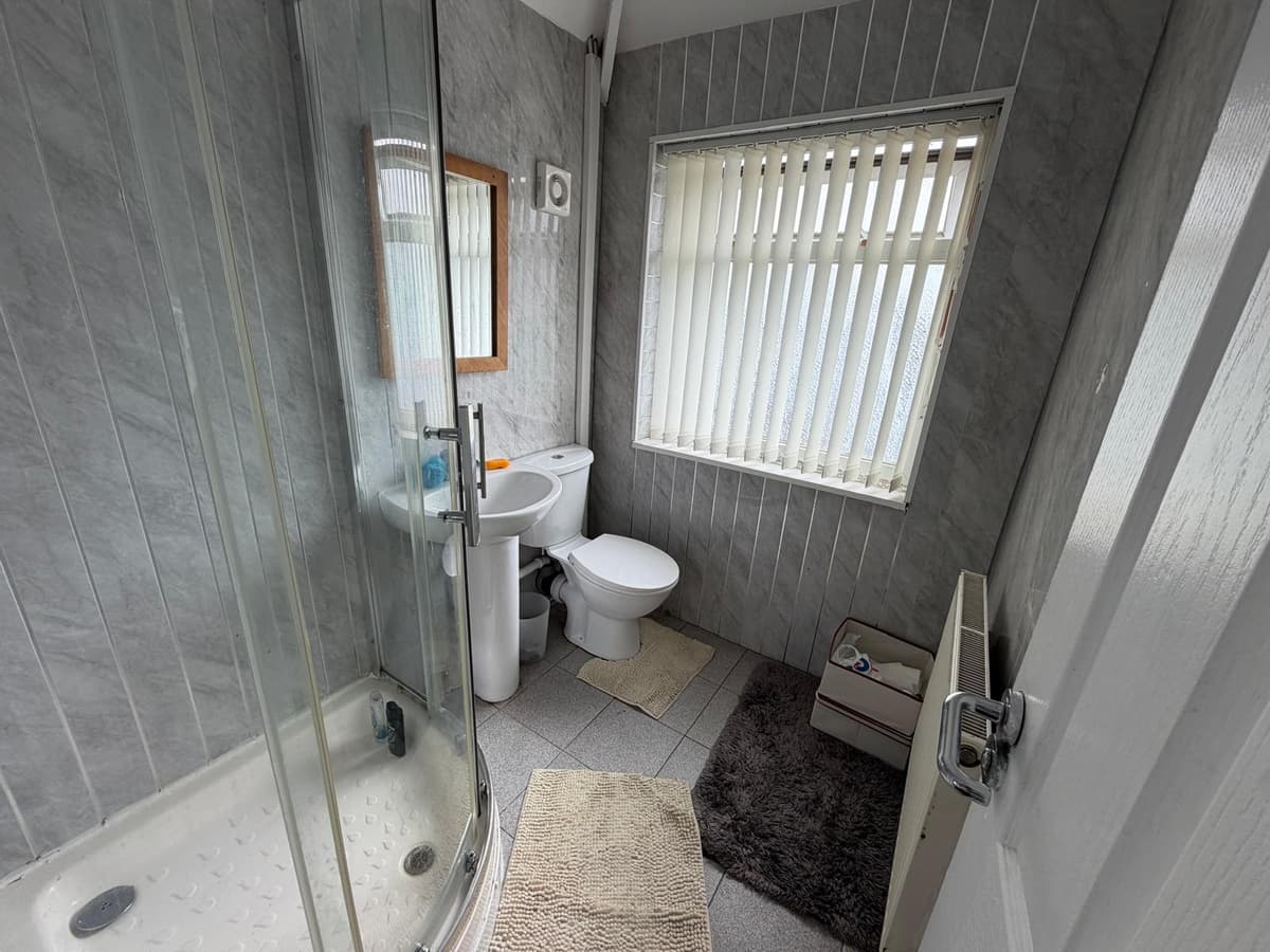 Photo of Room available in a Share Accommodation
