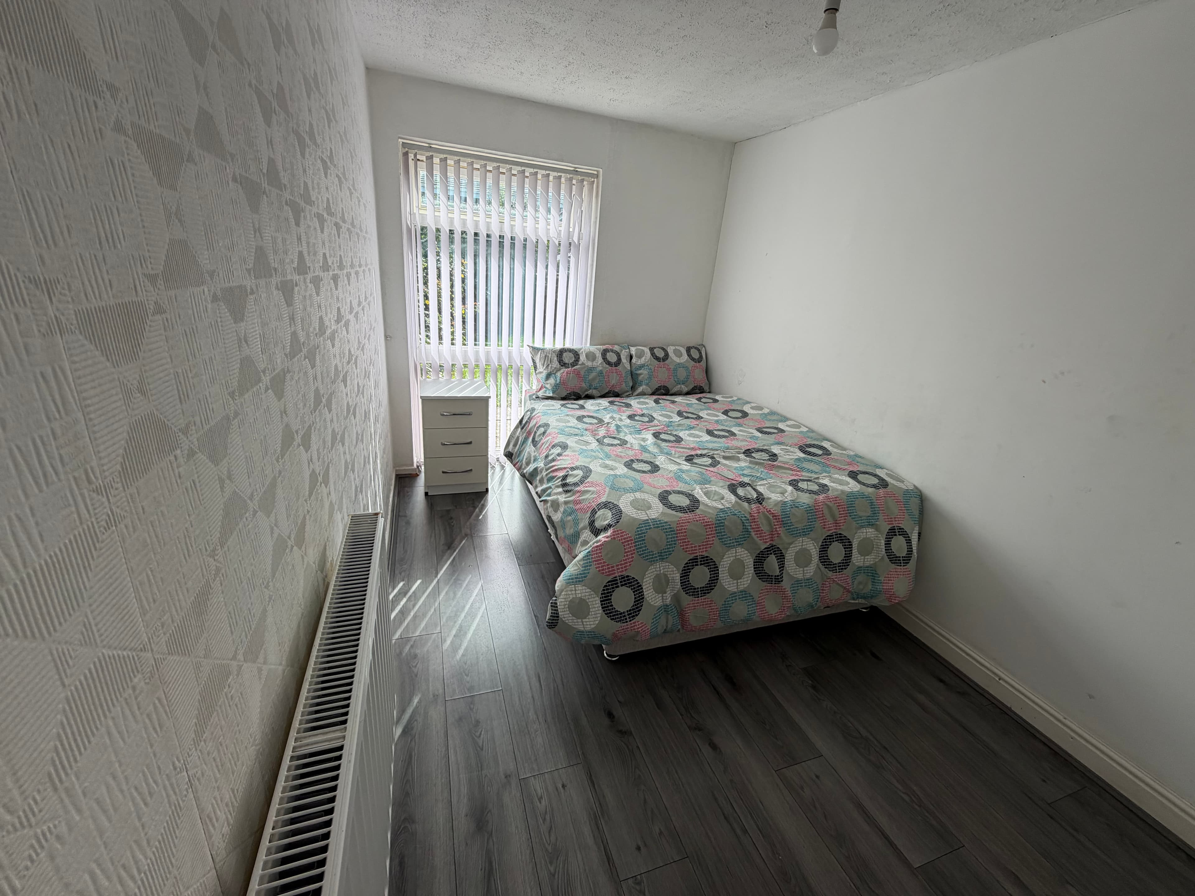 3 Rooms available in a Shared Accommodation property photo