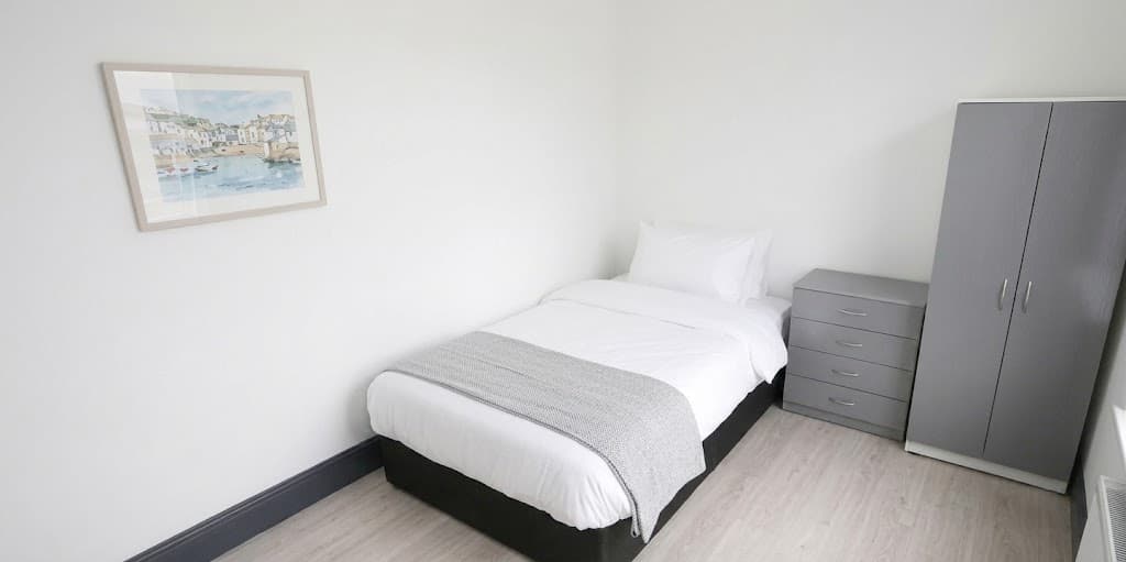 Hillaries Road – Double & Single Rooms property photo